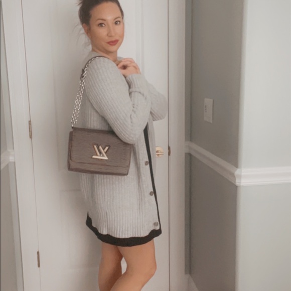 ✨SOLD✨Louis Vuitton Twist MM - Picture 3 of 15